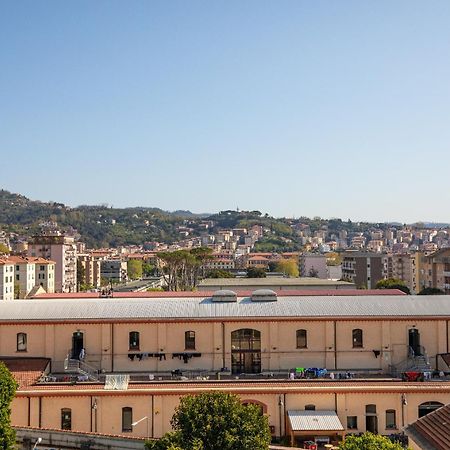 شقة Elegante Dimora La Spezia-Free Parking المظهر الخارجي الصورة